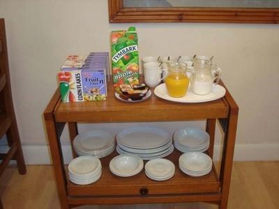 Broadway Lodge Bed And Breakfast Surbiton Екстериор снимка